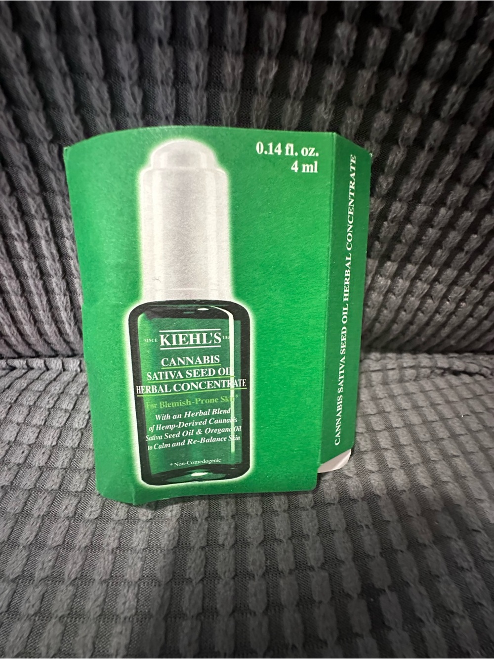 Kiehl's Cannabs Sativa Seed Oil Herbal Concentrate 4ml new